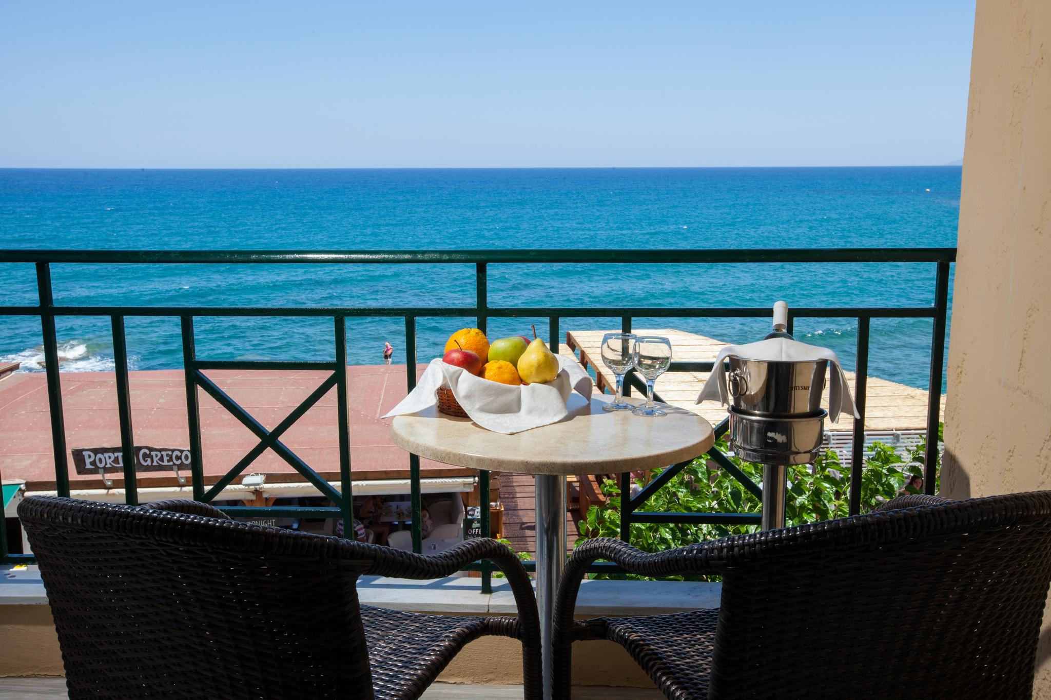 Elmi & 4* Hersonissos (Crete)