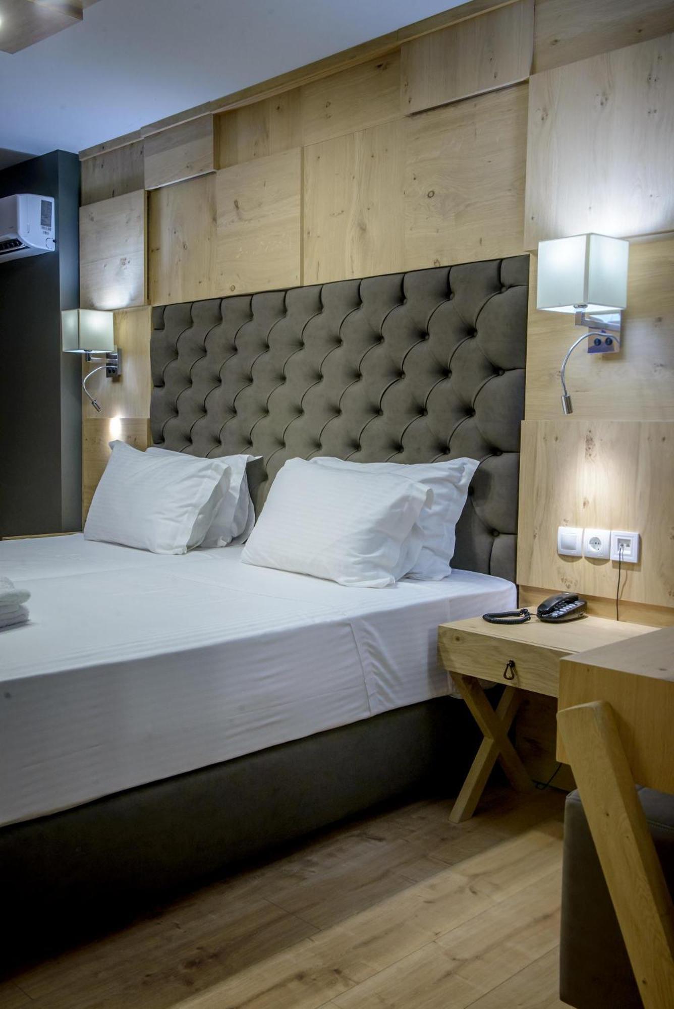 Hotel Elmi & 4*